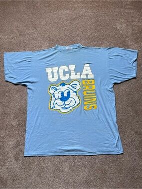 VTG 80’s Oversized UCLA Bruins Baby Blue Sleep Shirt